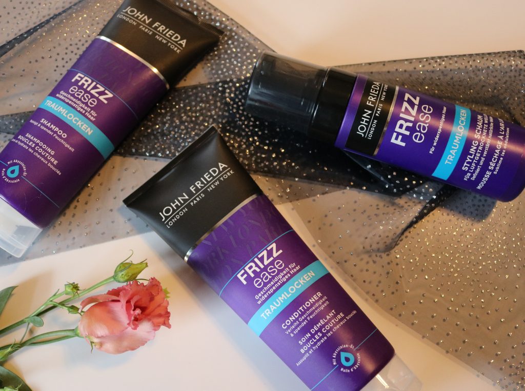 Von Lockenliebe Und Schonem Haar Die John Frieda Traumlocken Produkte Im Test Frizzease Lockenliebe Hair Frinis Teststubchen